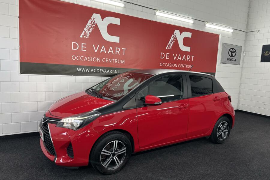 Toyota Yaris 1.0 VVT-i Trend Bi-Tone - VERKOCHT!