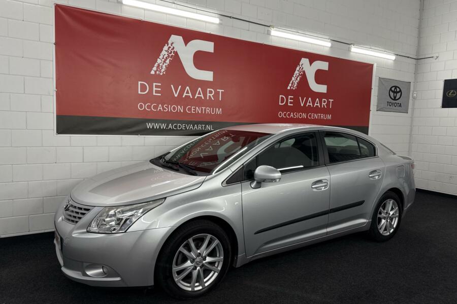 Toyota Avensis 1.8 VVTi Business - VERKOCHT!