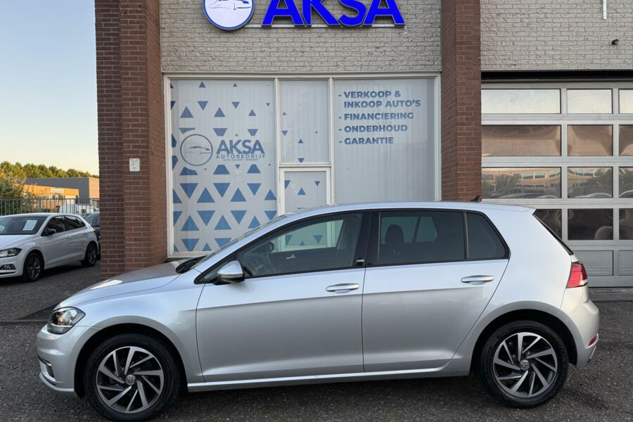 Volkswagen Golf 1.0 TSI Sound 110pk DSG ACC Navi CarPlay Stlvw PDC