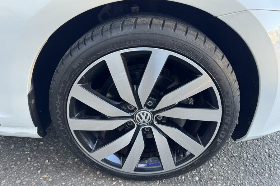 Volkswagen Golf 1.4 TSI Highline 122 pk Xenon 18inch Leder Massage Navi Cruise Garantie