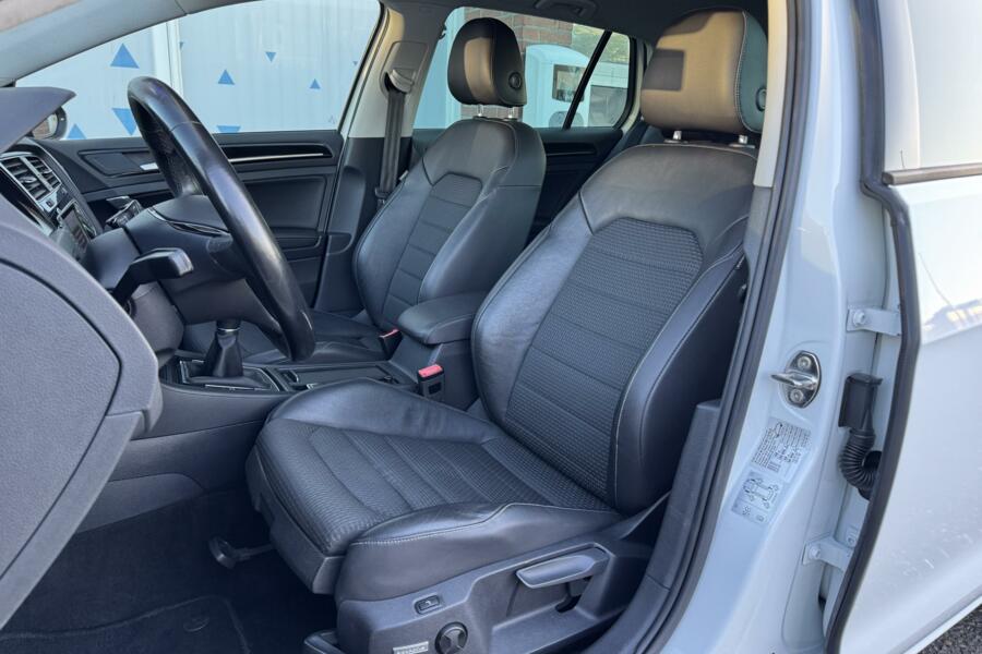 Volkswagen Golf 1.4 TSI Highline 122 pk Xenon 18inch Leder Massage Navi Cruise Garantie