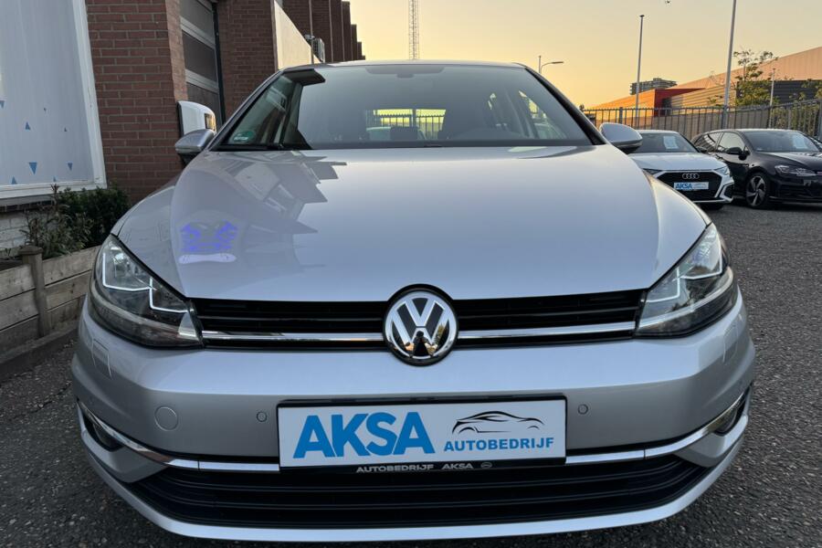 Volkswagen Golf 1.0 TSI Sound 110pk DSG ACC Navi CarPlay Stlvw PDC