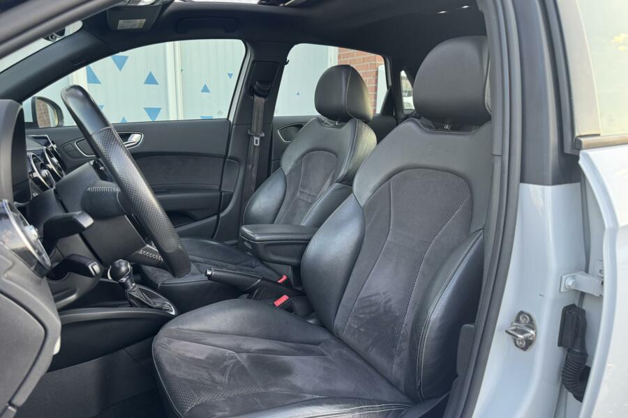 Audi A1 Sportback 1.4 TFSI 125pk Sport 3x S line Edition Pano S-Tronic LED Sportmodus Garantie