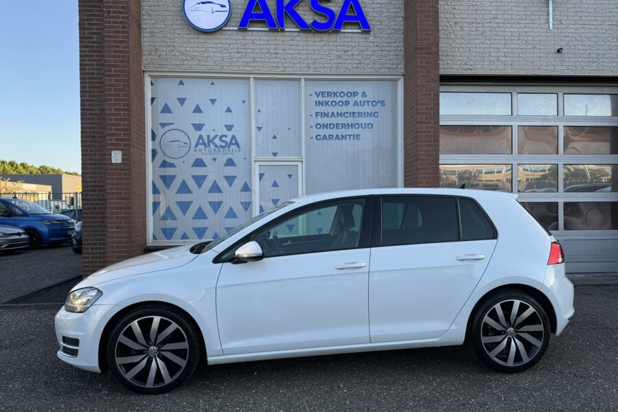 Volkswagen Golf 1.4 TSI Highline 122 pk Xenon 18inch Leder Massage Navi Cruise Garantie