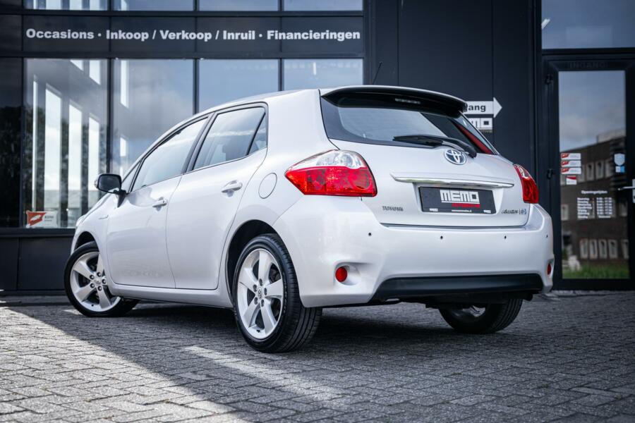 Toyota Auris 1.8 Full Hybrid Aspiration*CRUISE*CLIMA*NAP*