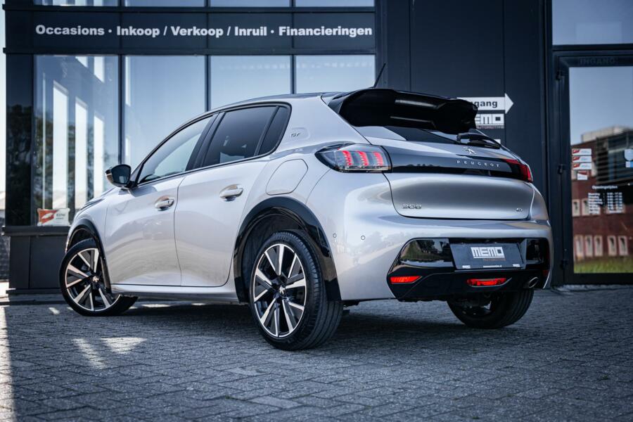 Peugeot 208 1.2 PureTech GT-Line*LED*AUTOMAAT*CARPLAY*CAMERA