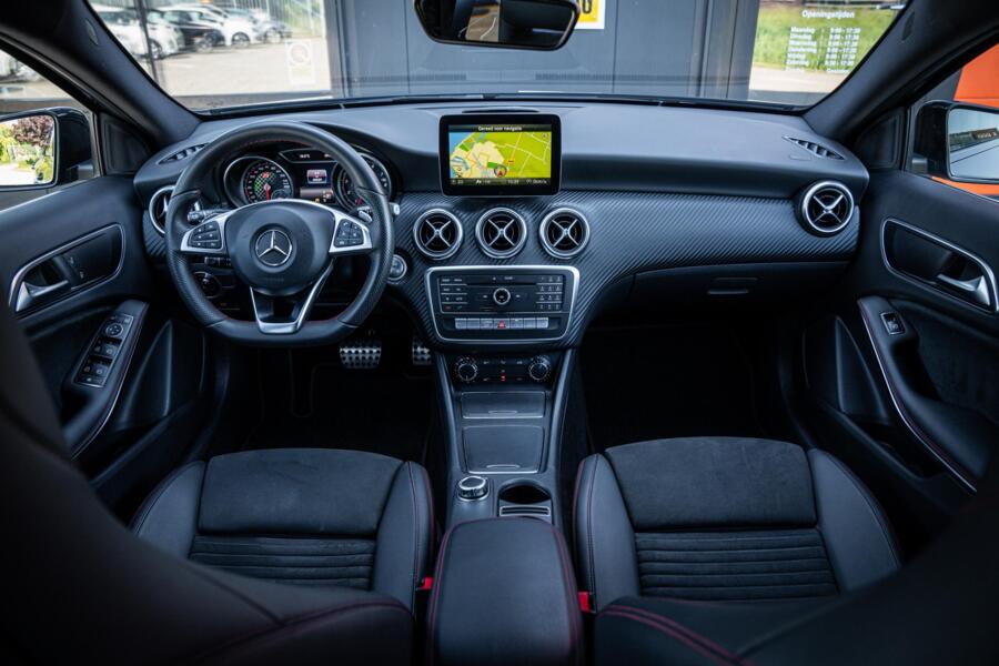 Mercedes A-klasse 180 AMG Pakket*CAMERA*NAP*AUTOMAAT*LED*