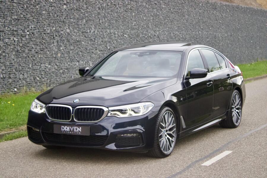 BMW 5-serie 520i M Sport | Individual - Dak - Azuritschwarz