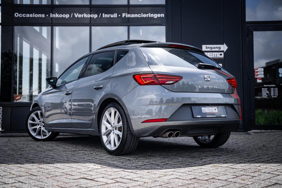 Seat Leon 1.4 TSI ACT FR*PANO*AUTOMAAT*CAMERA*CARPLAY*TREKH*