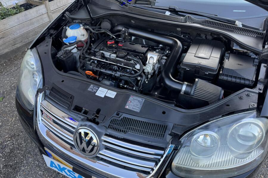 Volkswagen Golf 2.0 TFSI 200pk GTI Sportluchtfilter 19 inch Cruise Airco
