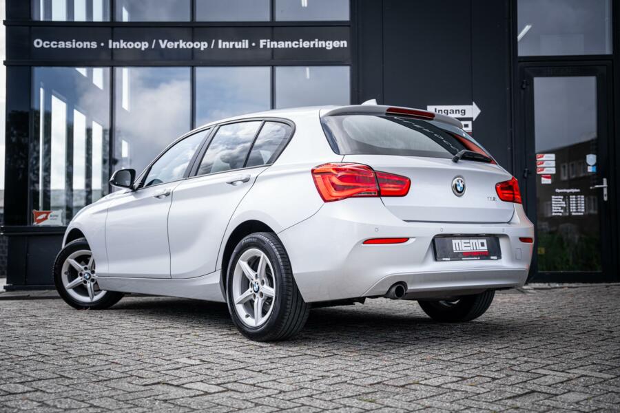 BMW 1-serie 116i Essential*NAVIGATIE*LED*CRUISE*AIRCO*PDC*