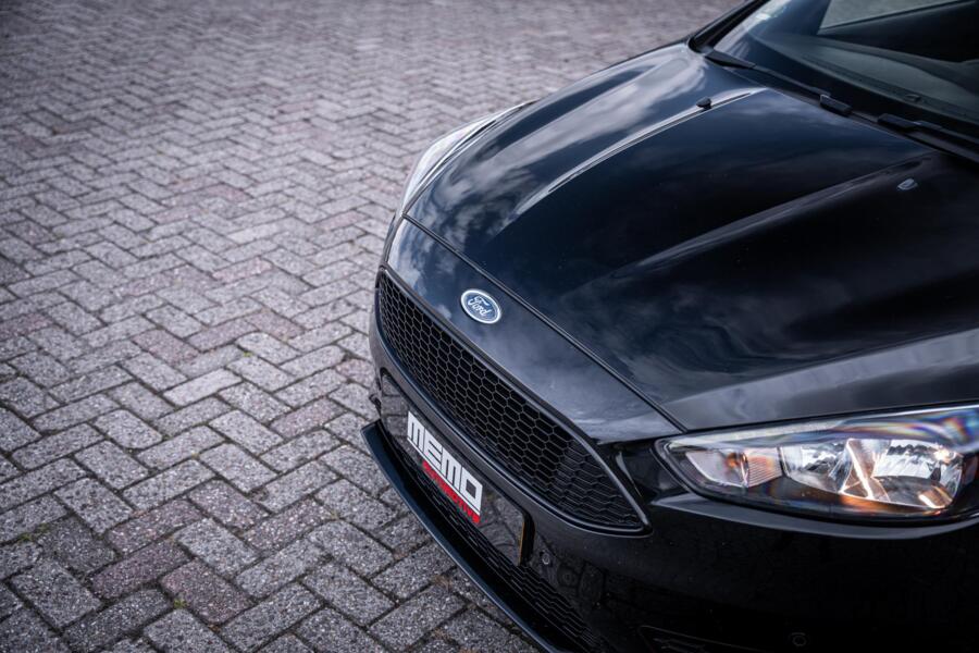 Ford Focus 1.0 ST-Line*NAVI*CARPLAY*CRUISE*CLIMATE*18''LM*