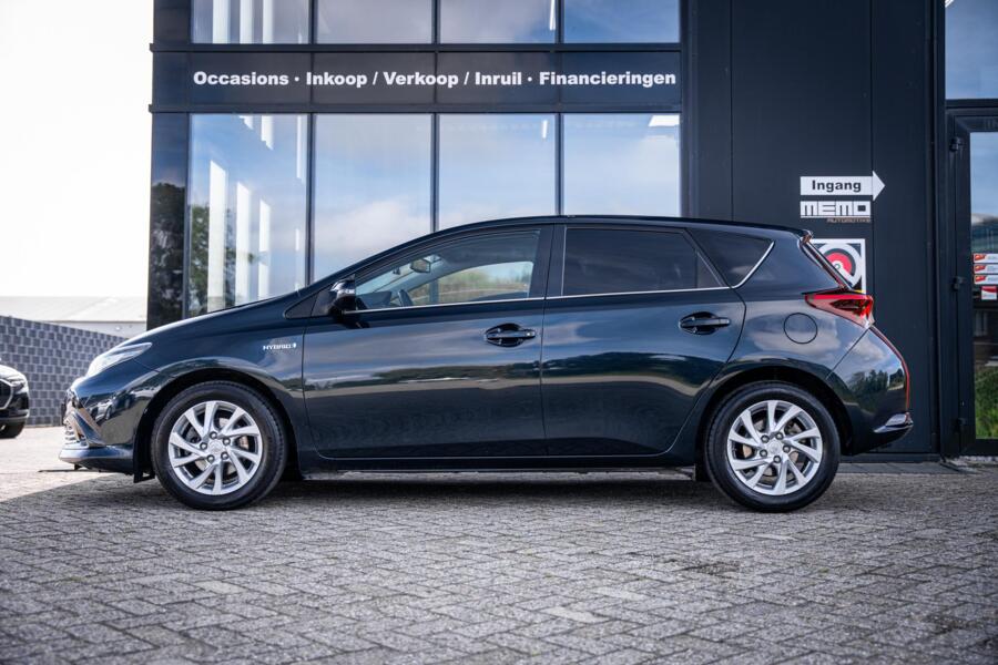 Toyota Auris 1.8 Hybrid Dynamic*CAMERA*NAVI*CLIMATE*DASHCAM*