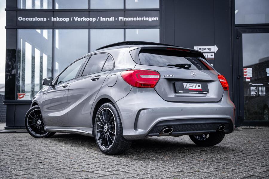 Mercedes A-klasse 180 AMG Pakket*PANORAMA*AUTOMAAT*CARPLAY*