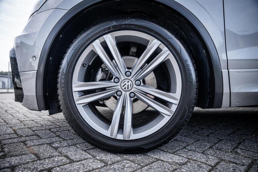 Volkswagen Tiguan 1.4 TSI ACT Highline*R-LINE*PANO*VIRTUAL*
