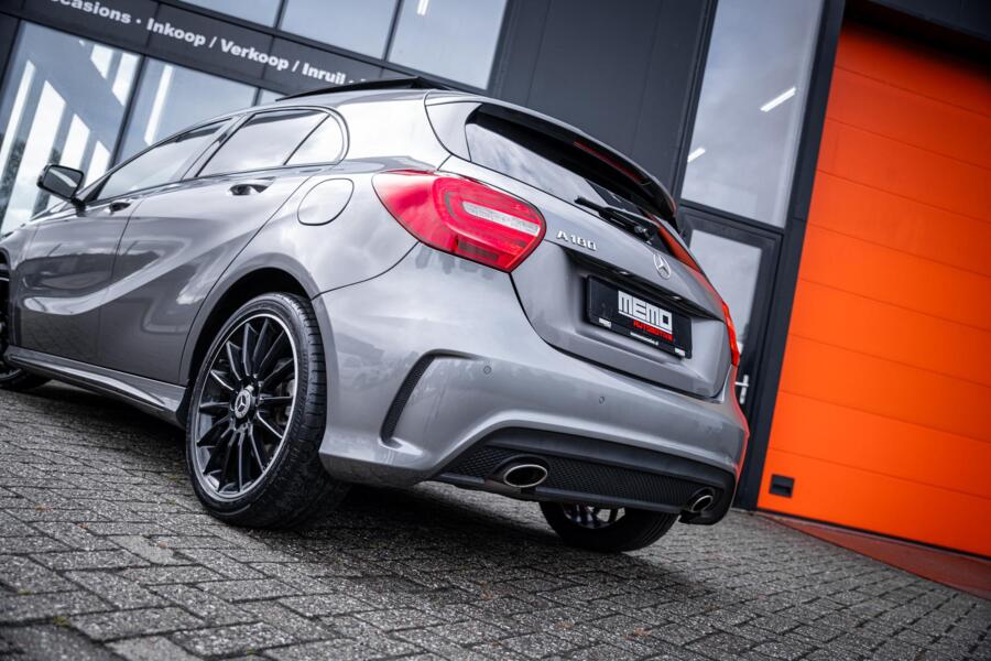 Mercedes A-klasse 180 AMG Pakket*PANORAMA*AUTOMAAT*CARPLAY*