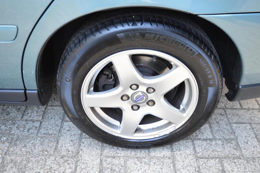 Volvo S60 2.4 Edition I Automaat|Cruise!|Airco|Nap!Trekhaak!