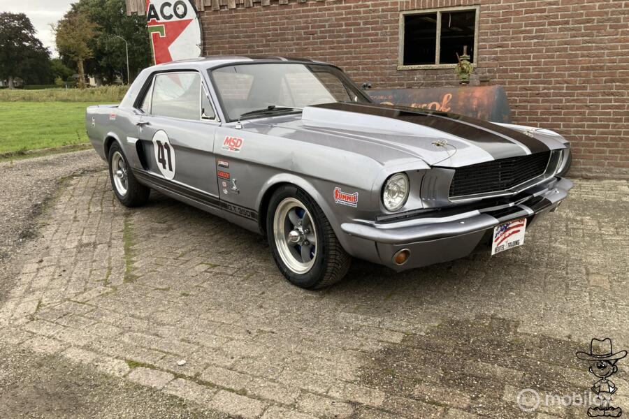 Ford USA Mustang coupe 1966 usa
