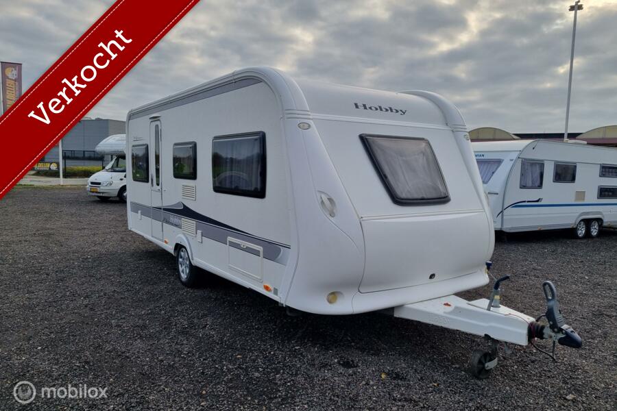 HOBBY PRESTIGE 540 UL 2012,ENKELE BEDDEN,BOILER,VOORTENT