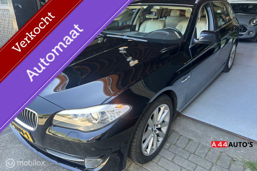 BMW 5-serie Touring 528i High Executive*NL AUTO NAP*LEDER*