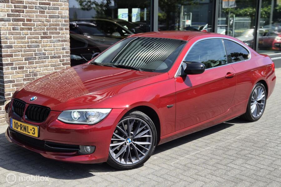 BMW 3-serie Coupé 320i High Executive | LEER | CLIMA | XENON | 18'" | STOEL.V |