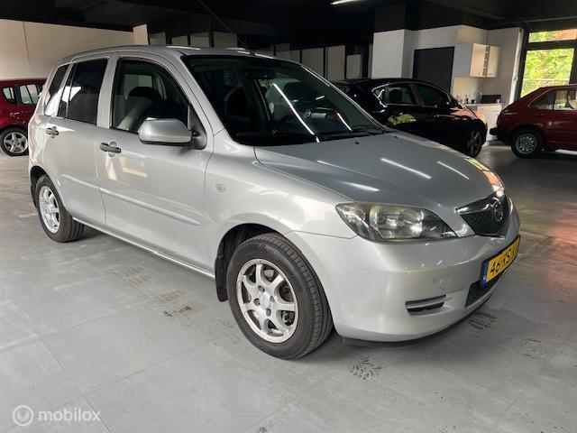 Mazda 2 1.4i Exclusive , NAP stuurbekrachtiging zeer zuinig