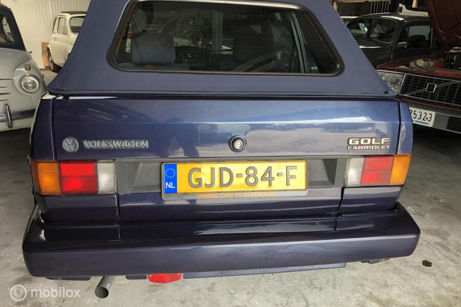 Volkswagen Golf 1 Cabriolet classic line
