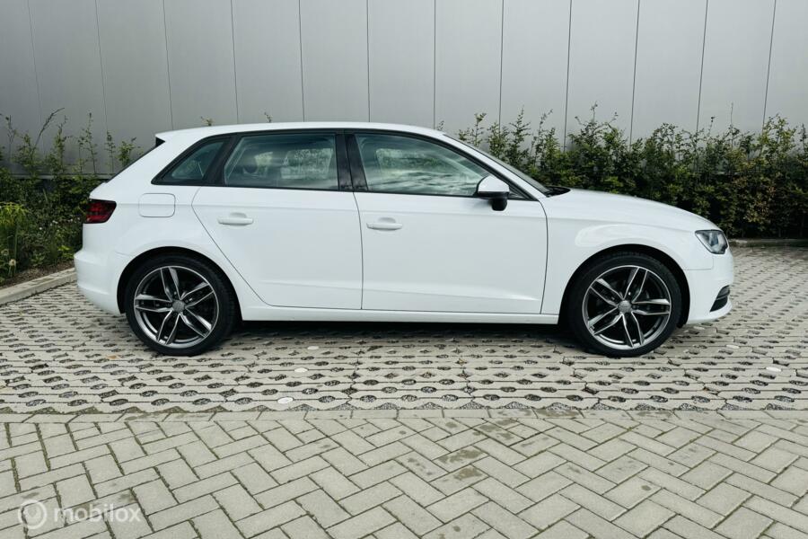 Audi A3 Sportback 1.4 TFSI Ambition Pro Line S