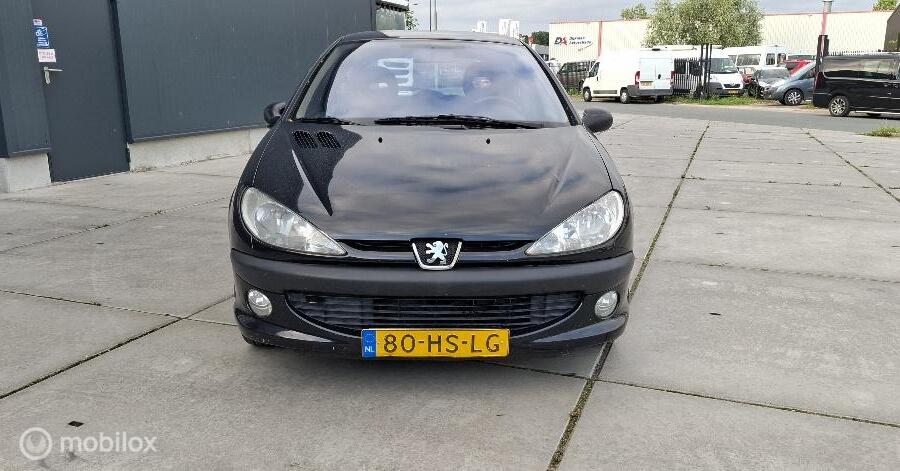 Peugeot 206 1.6-16V XS