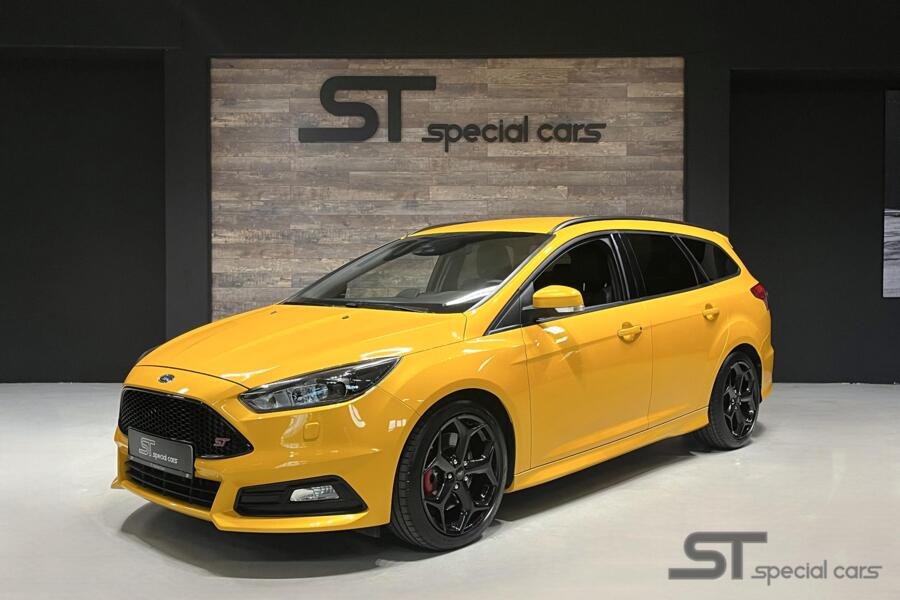 Ford Focus Wagon 2.0 ST-3|Uniek|ALERT