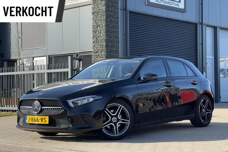 Mercedes A-klasse 180 | AMG 18" | Widescreen | Camera | AUT | Night | Stuurverwarming
