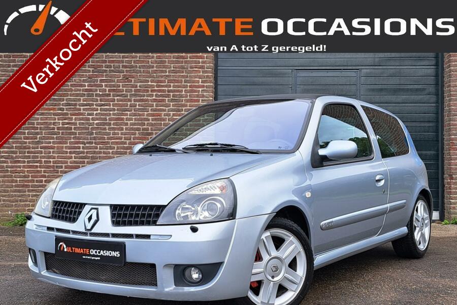 Renault Clio 2.0-16V RS Sport / 170pk! / Xenon / Clima / Sportwielen