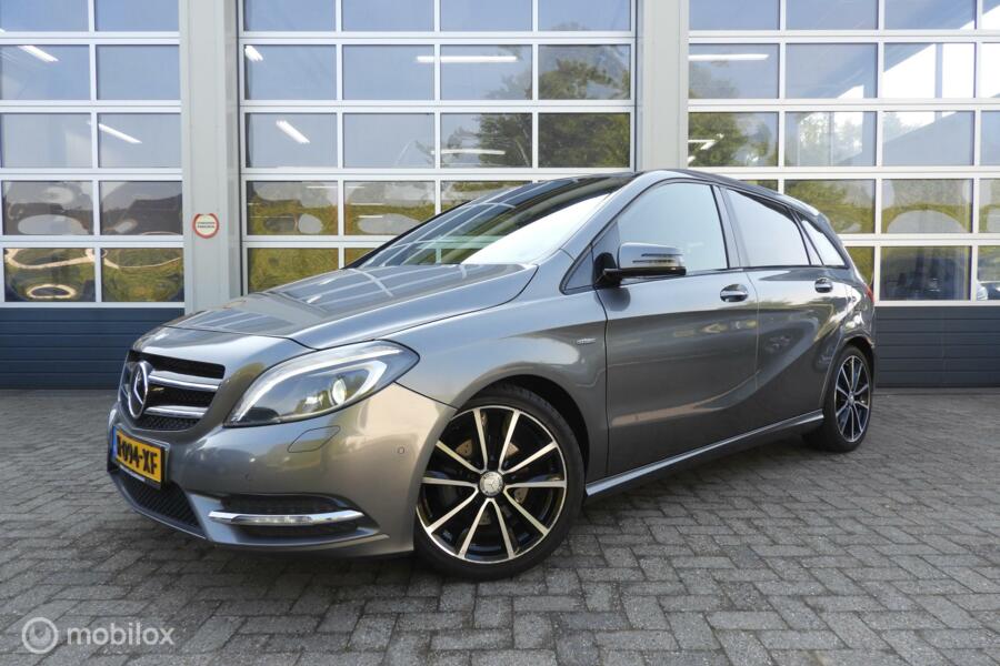 Mercedes B-klasse 200 Xenon , Panoramadak