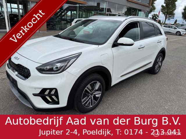 Kia Niro 1.6 GDi PHEV DynamicLine  / Plug-inn Hybride / volledig elektrisch rijden 65 km hierna Hybride aandrijving , Navi / Camera achter / Parkeerhulp rondom / Stoel & stuur verwarming /  fab garantie 7 jaar / 150.000km