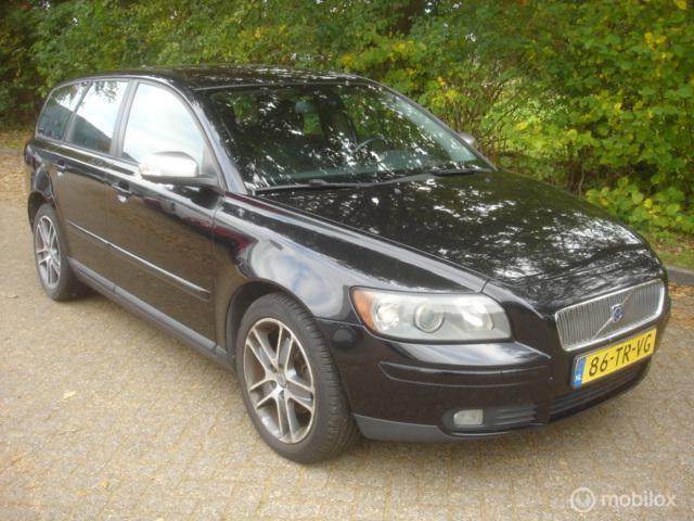 Volvo V50 2.0 Sport Airco - Cruise. Motor loopt onregelmatig