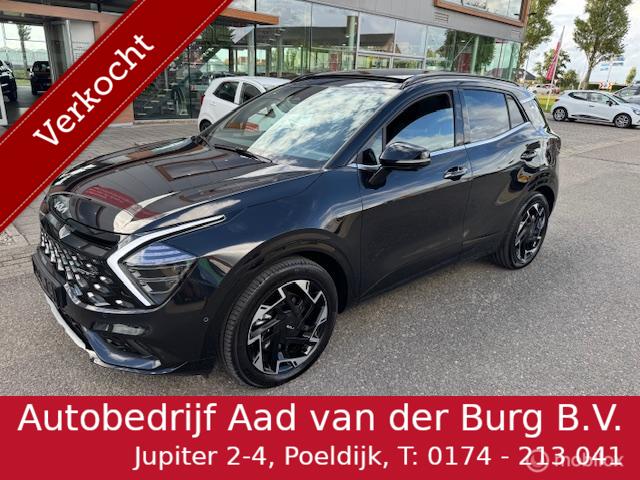 Sportage 1.6 T PHEV 265pk 4WD  GT Plus Line,  65 km Volledig elektr. rijden hierna Hybride aandrijving , GT Line uitvoering  19 inch Velgen , Priveglas, Stoel elektr. verstelbaar ,  Stoel & Stuur verwarming , 5.821 km !!