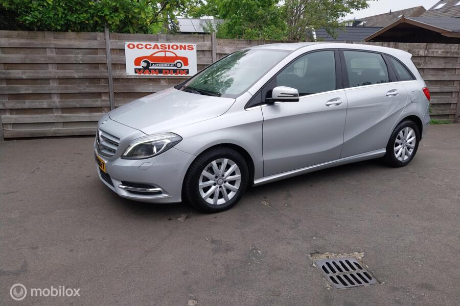 Mercedes B-klasse 180 Ambition