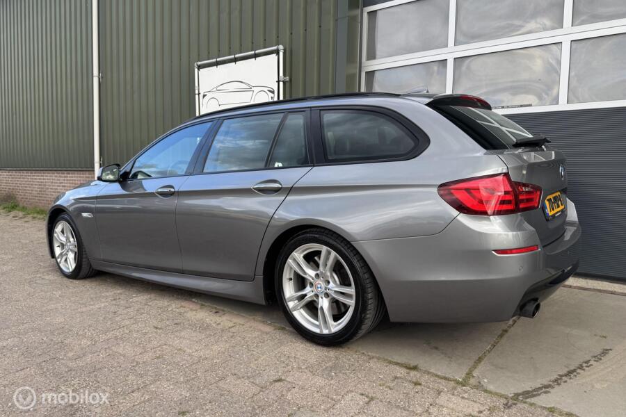 BMW 5-serie Touring 535d High Executive|Pano|Head-up|Leder|
