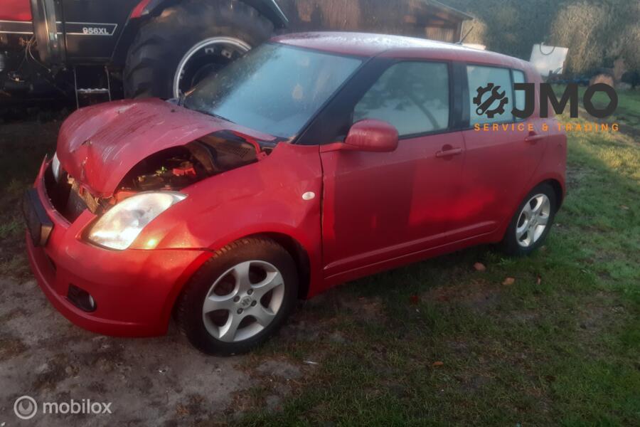 Suzuki Swift 1.3 GA Suzuki Swift 1.3 GA