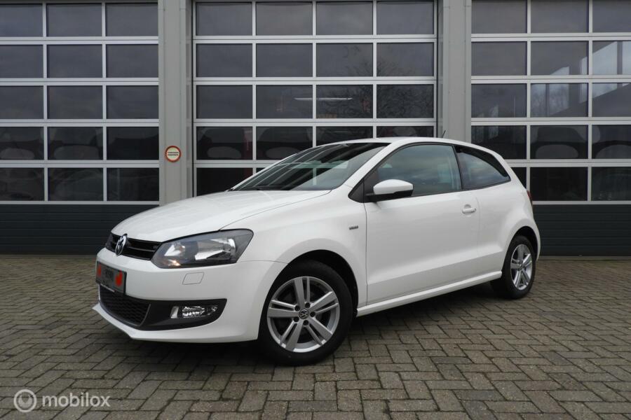 Volkswagen Polo 1.2 Life , stoelverwarming ,cruise