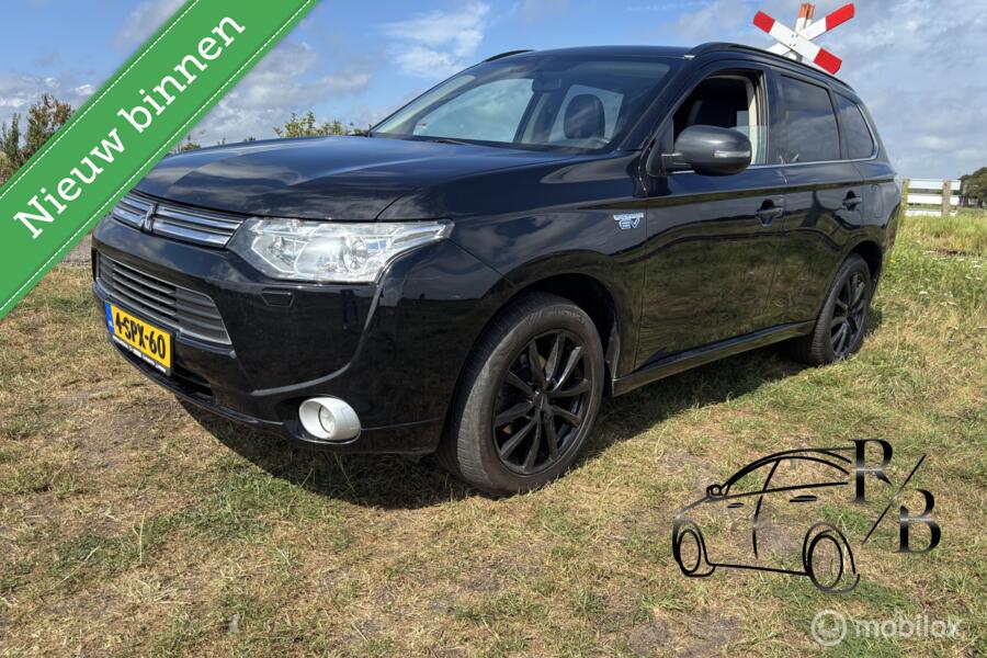 Mitsubishi Outlander 2.0 PHEV Instyle LEER STOELVERW CAMERA