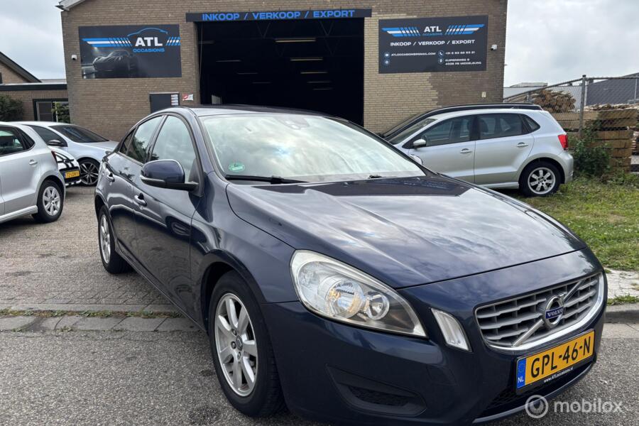 Zeer Nette Volvo S60 1.6 T3 VOLLEDIG DEALER! NIEUWE APK