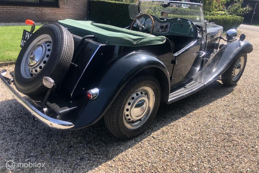 MG TD Roadster