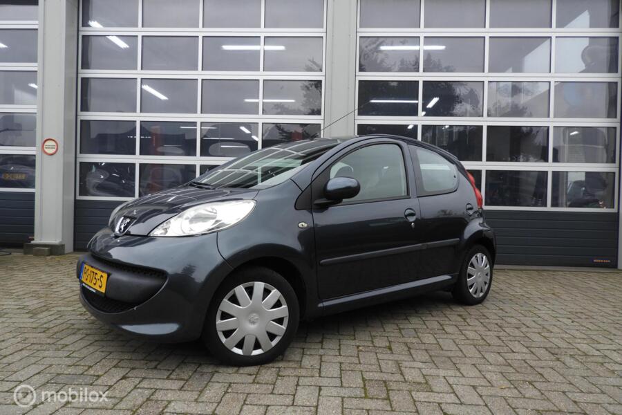 Peugeot 107 1.0 5 drs