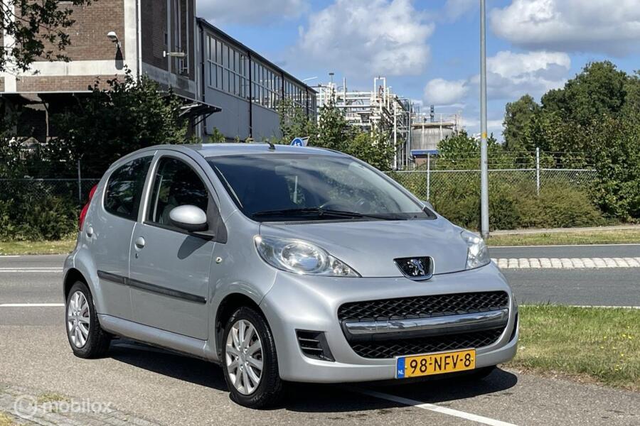 Peugeot 107 1.0-12V Urban Move | 5 Deurs | NL & NAP | Nette auto | Airco