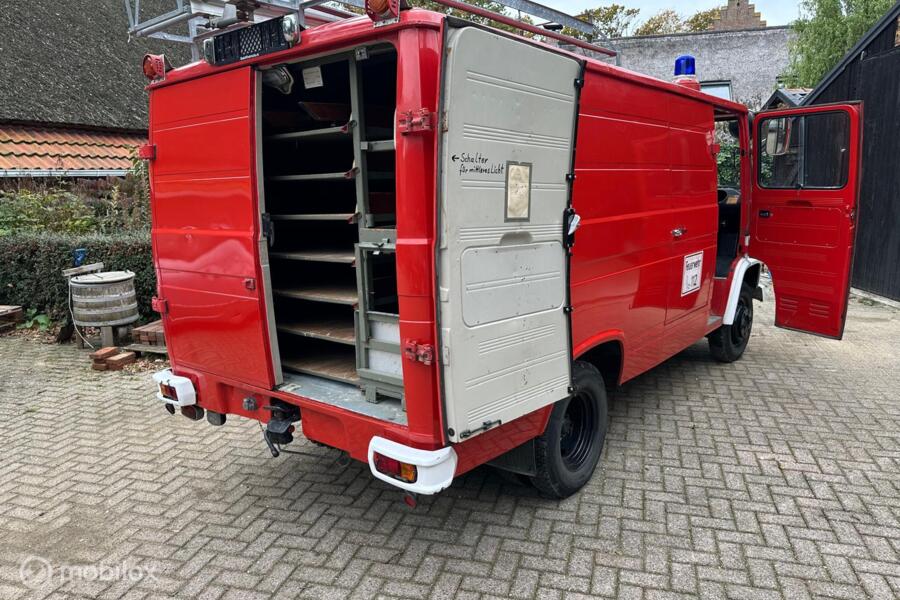 Mercedes 408 Wegenbelasting vrij 1975 Brandweer Camper?