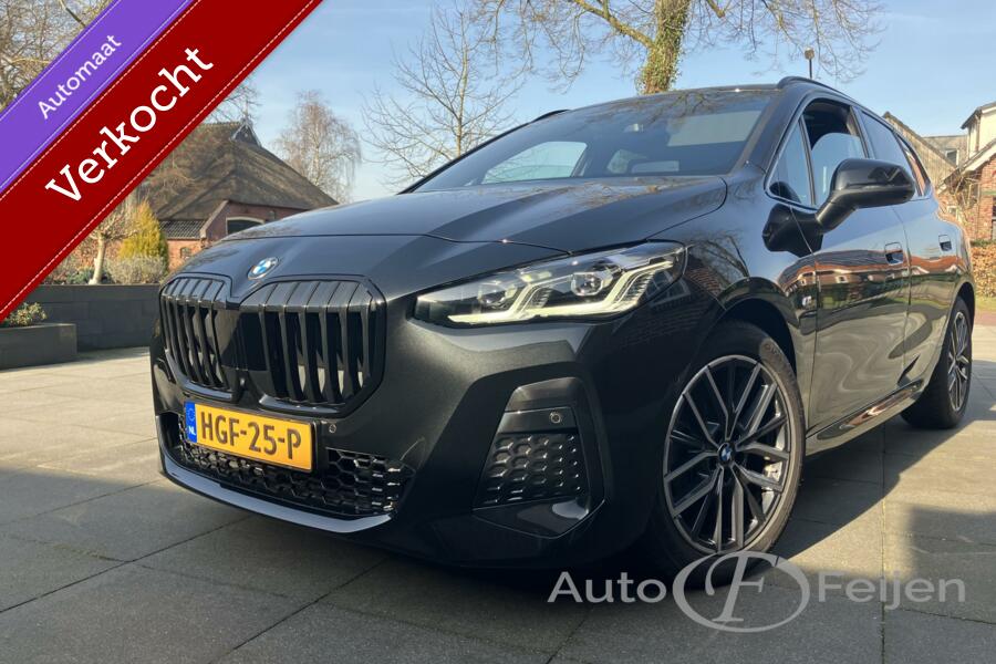 BMW ACTIVE TOURER AUTM 218 M-SPORT ,  PANORAMADAK , LED VERL , HUD , NAV , CRUISE , CAMERA 360 , LIVE COCKPIT , ECC , STOEL VERW , 18 INCH LM .