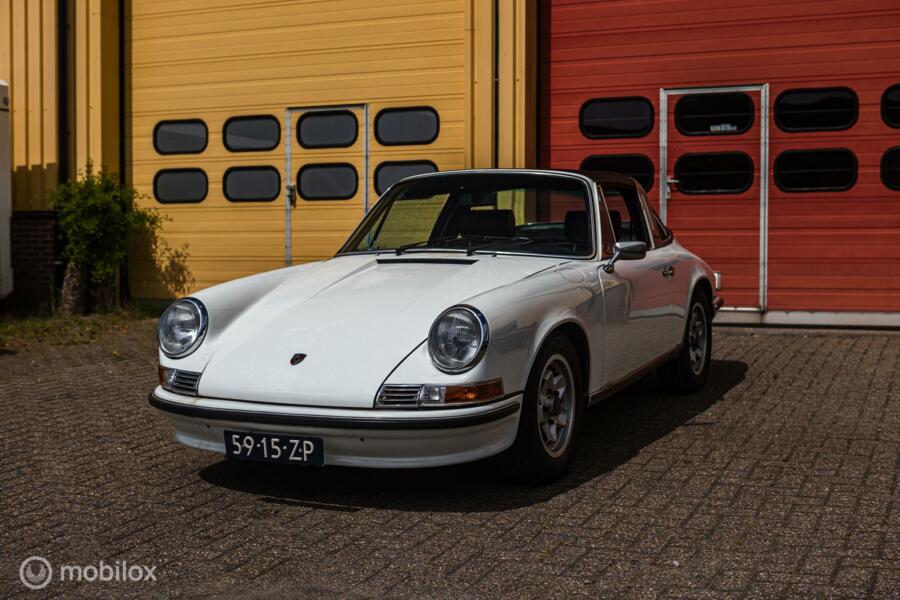 Porsche 911 2.4 T Targa Ölklappe Sportomatic (Origineel NL)