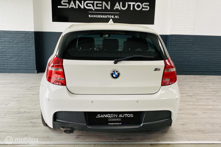 BMW 1-serie  Business Line/M pakket interieur en exterieur