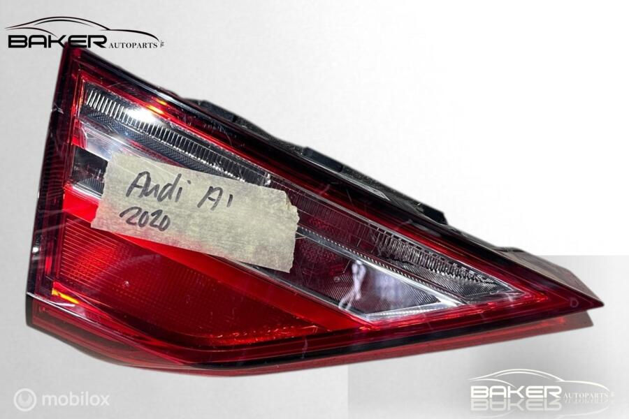 Achterlicht links Audi A1 Sportback GBA ('18->) 82A945075